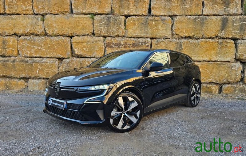 2022' Renault Megane E-Tech photo #1