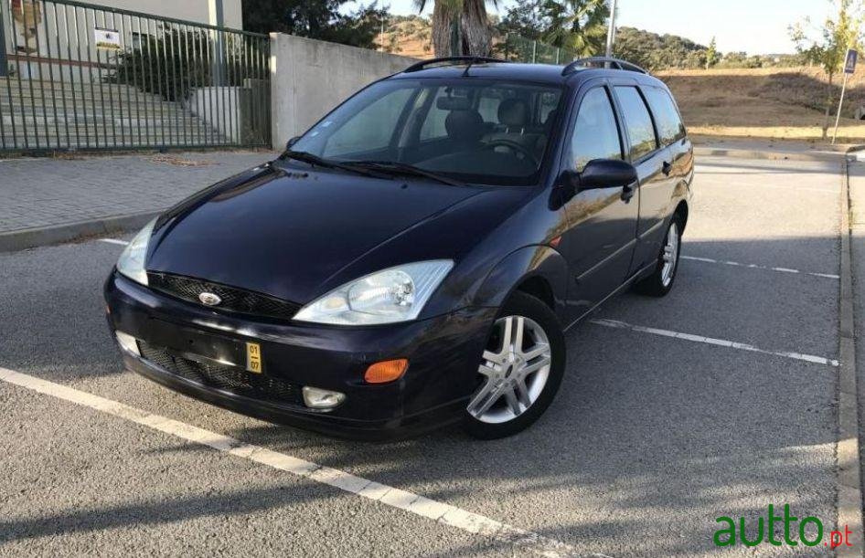 2001' Ford Focus-Sw 1.8 Tddi Ghia photo #2