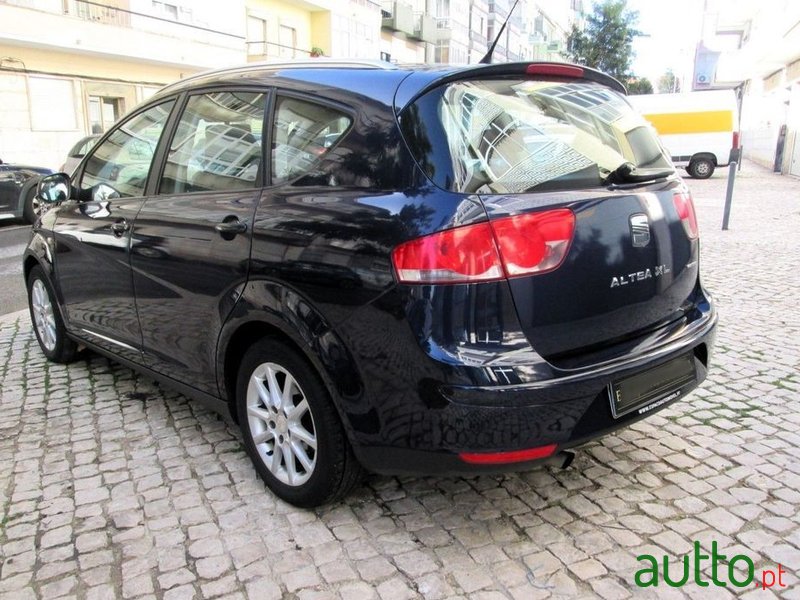 2010' SEAT Altea 1.6 Tdi Sport Dpf photo #5