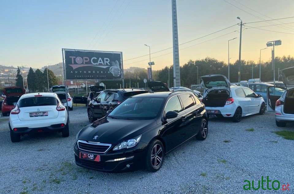 2015' Peugeot 308 photo #3