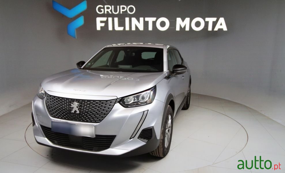 2023' Peugeot e-2008 photo #6