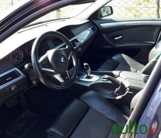 2007' BMW 520 E61 photo #1