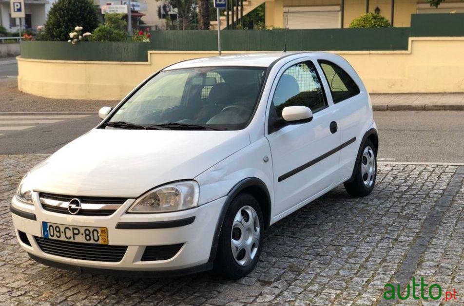 2006' Opel Corsa photo #2
