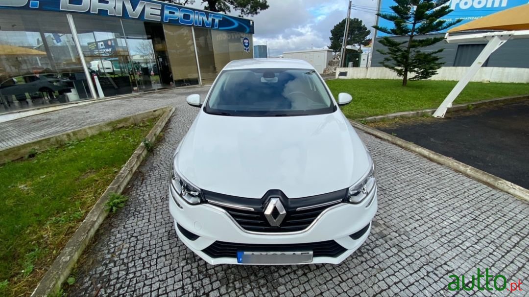 2018' Renault Megane photo #5