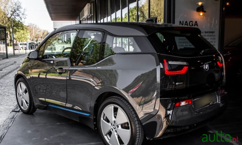 2015' BMW Série I Standard photo #3