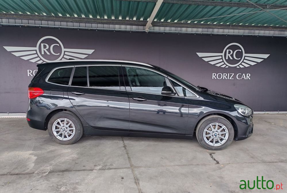 2021' BMW Série 2 D 7L Advantage Auto photo #3