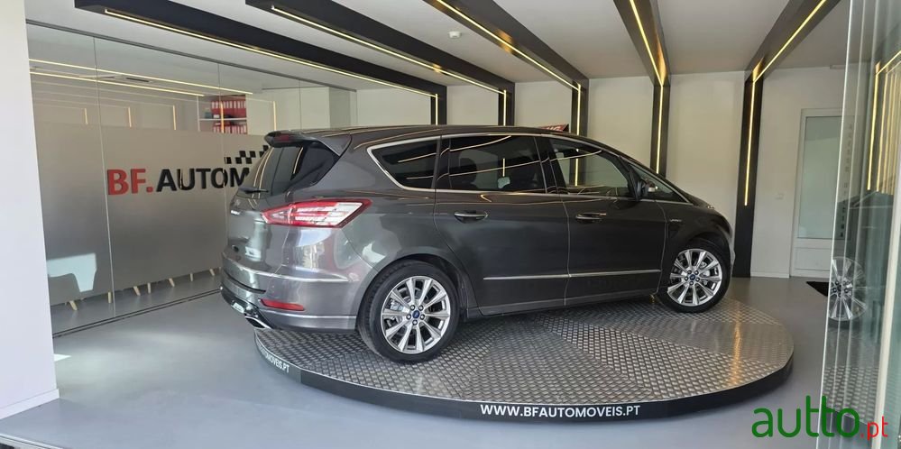 2017' Ford S-Max photo #4