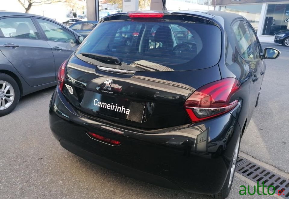 2017' Peugeot 208 photo #4