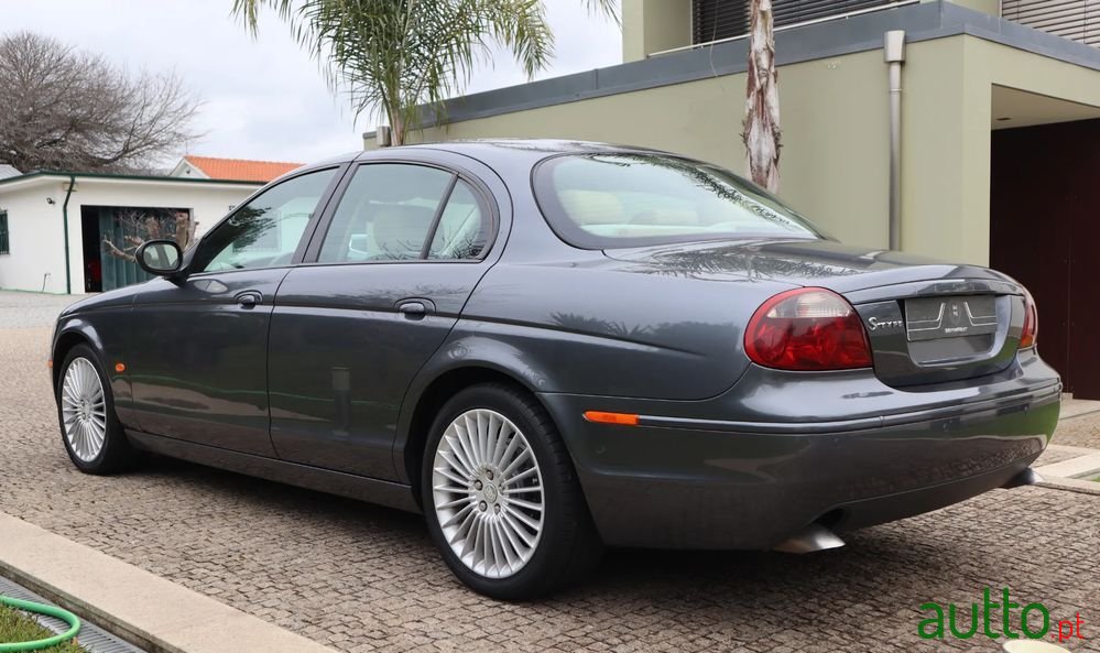 2004' Jaguar S-Type photo #4