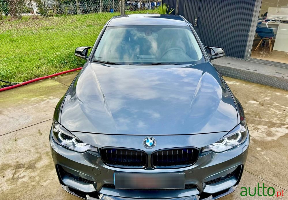 2013' BMW Série 3 photo #4