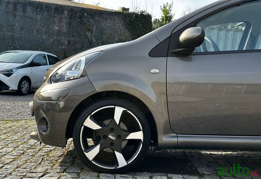 2014' Toyota Aygo photo #4