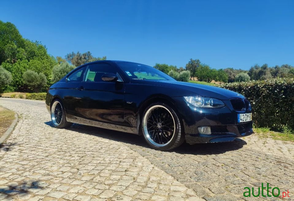 2007' BMW 320 photo #2