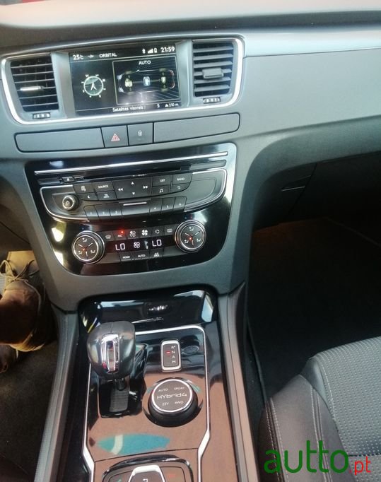 2013' Peugeot 508 photo #5