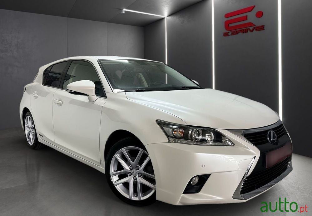 2016' Lexus CT photo #4
