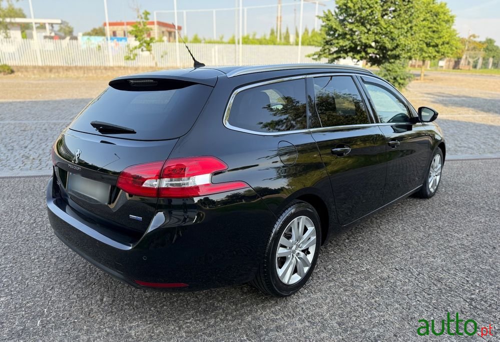 2015' Peugeot 308 Sw photo #4