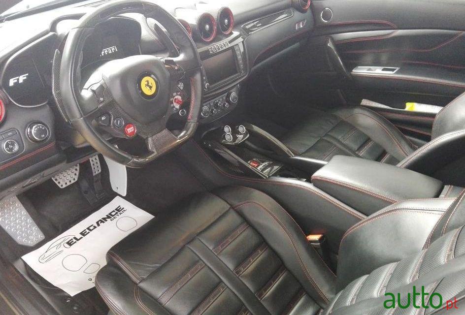 2012' Ferrari FF photo #3