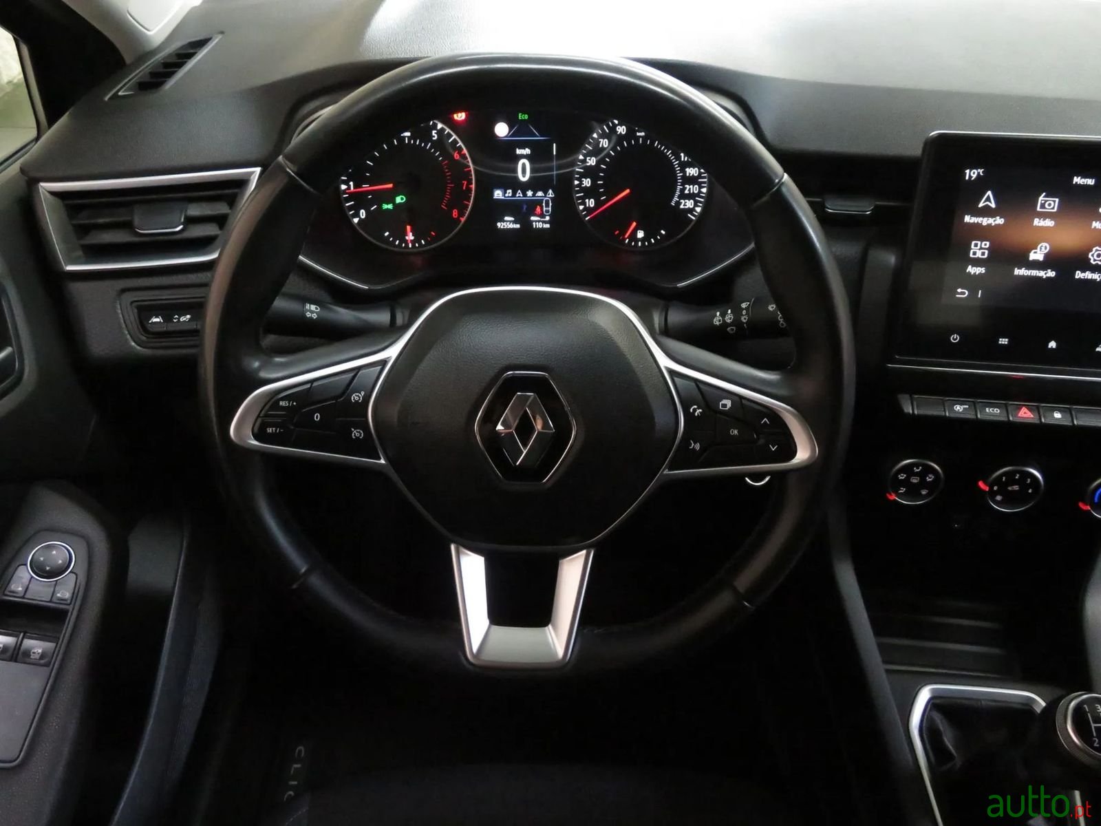 2020' Renault Clio photo #5