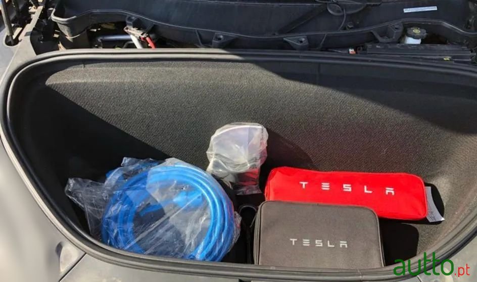 2020' Tesla Model X photo #4
