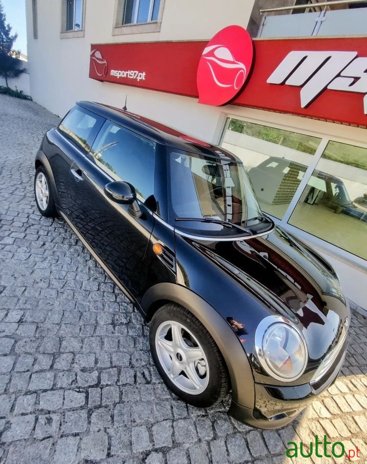 2013' MINI Cooper D 3 Portas photo #6