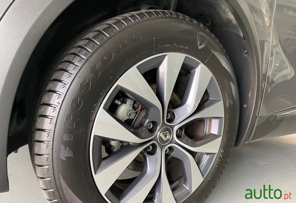 2021' Renault Captur photo #6