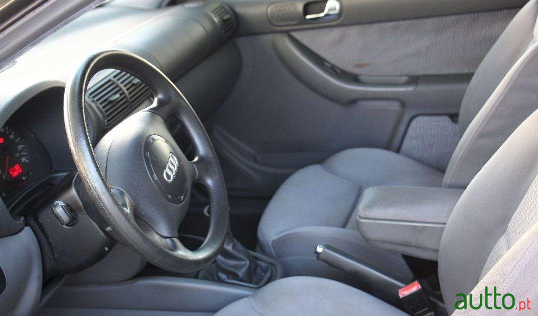 2000' Audi A3 photo #2