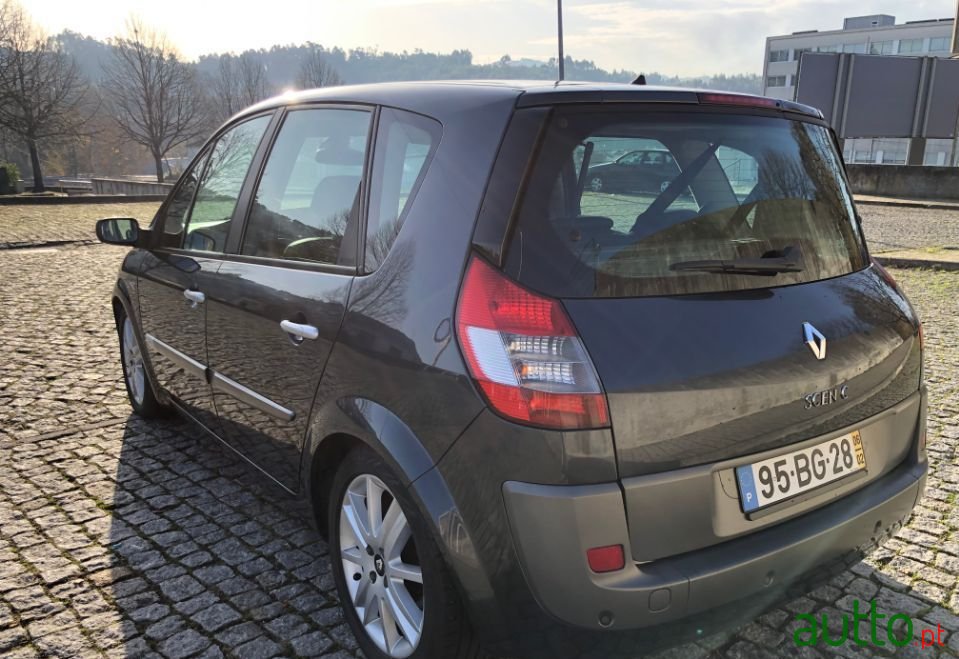 2006' Renault Scenic photo #4