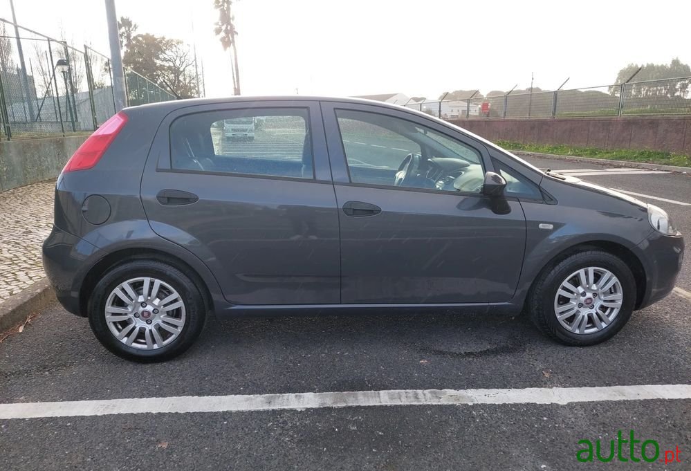 2017' Fiat Punto photo #4