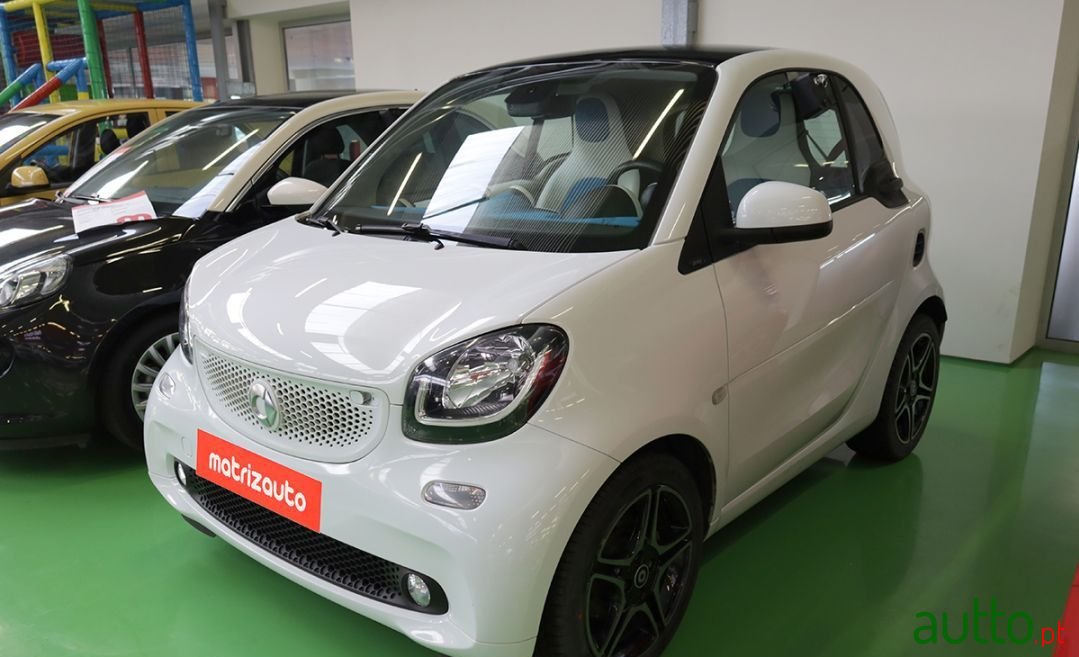 2014' Smart Fortwo photo #2