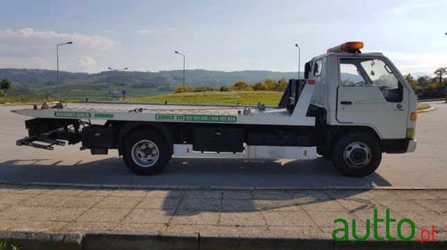 2000' Toyota Dyna250 photo #1