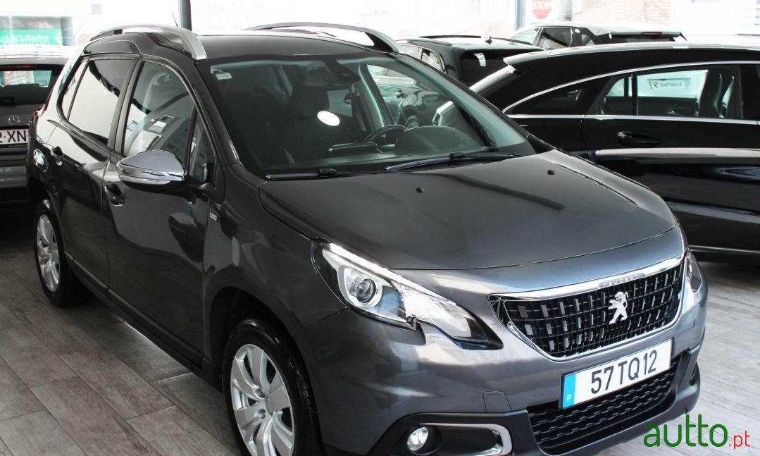 2017' Peugeot 2008 photo #5