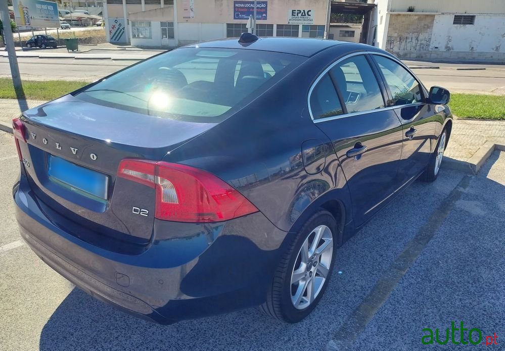 2015' Volvo S60 1.6 D2 Summum Eco photo #4