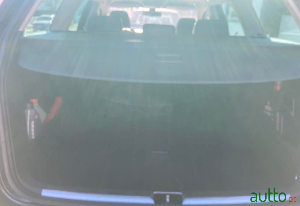 2007' Volkswagen Passat Variant photo #5