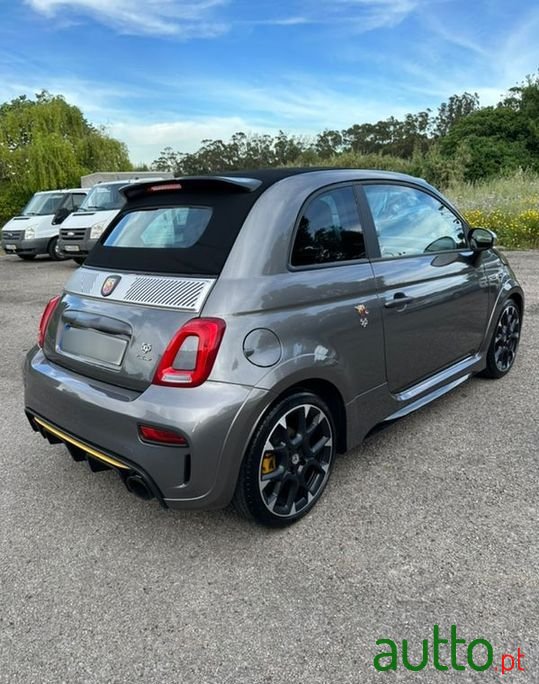2016' Abarth 595C photo #6