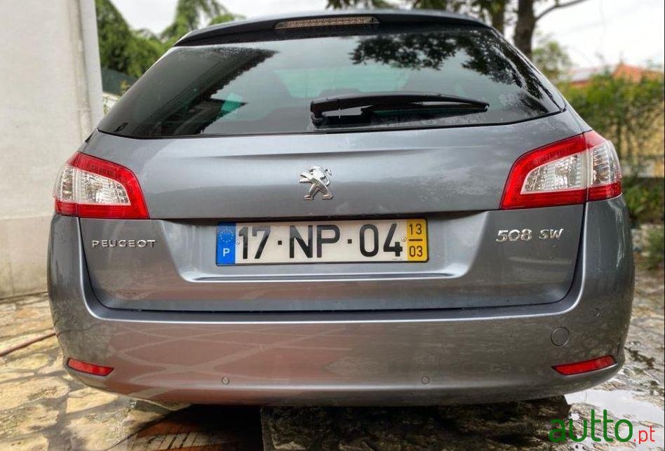 2013' Peugeot 508 Sw photo #2