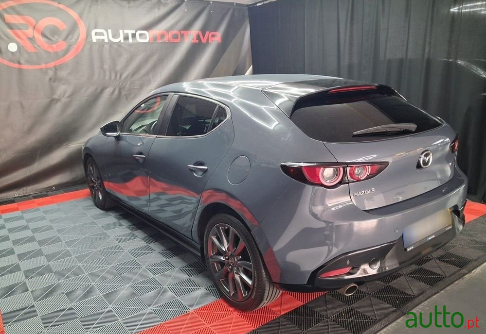 2019' Mazda 3 Hatchback photo #4