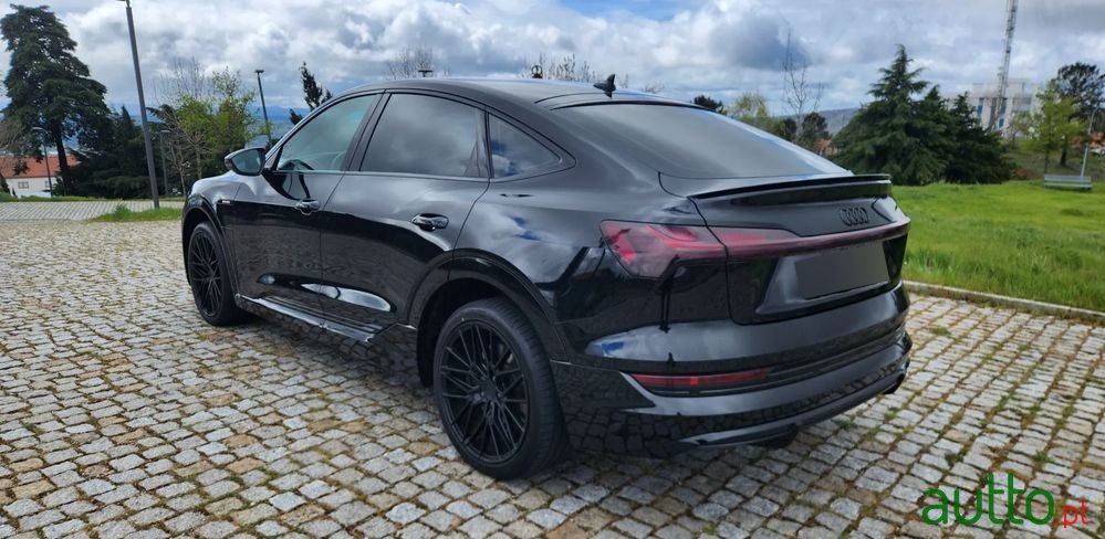 2022' Audi e-tron Sportback photo #3