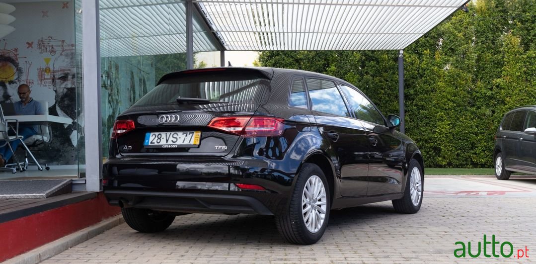 2018' Audi A3 Sportback photo #4