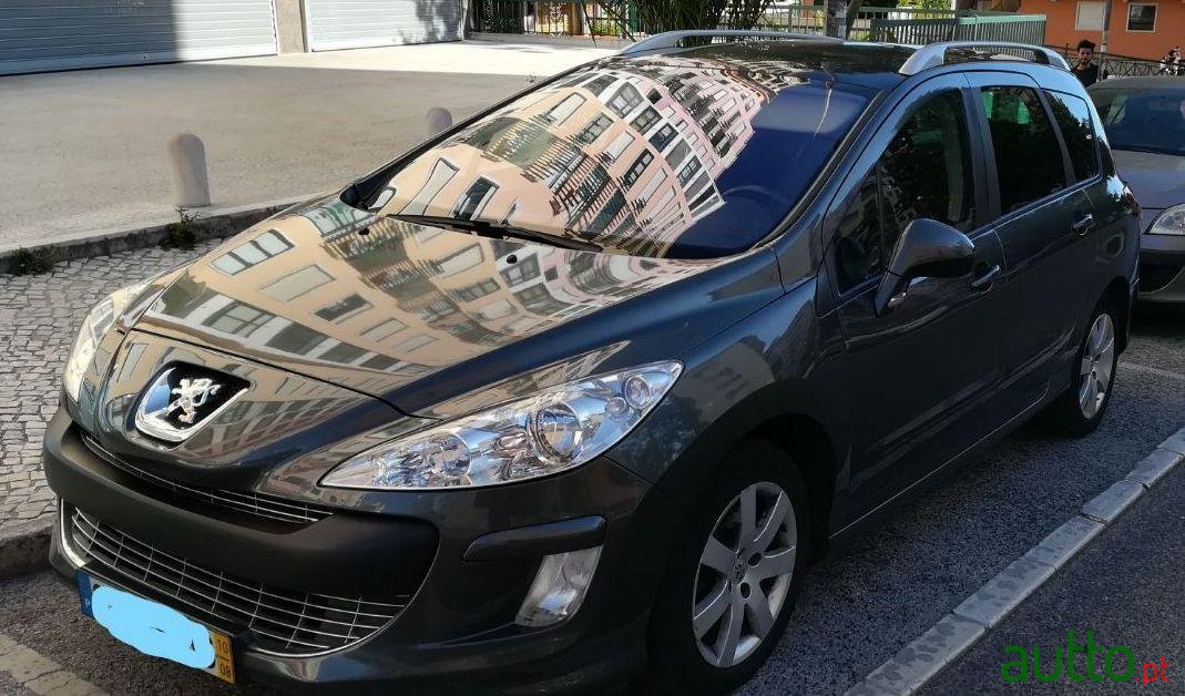 2010' Peugeot 308 Sw photo #1