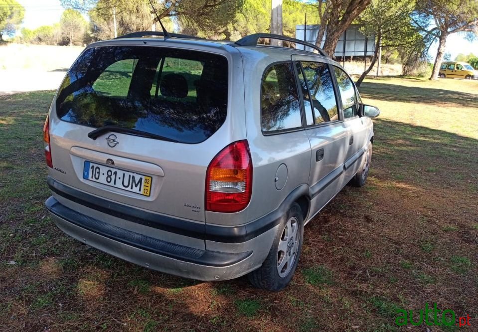 2002' Opel Zafira photo #6