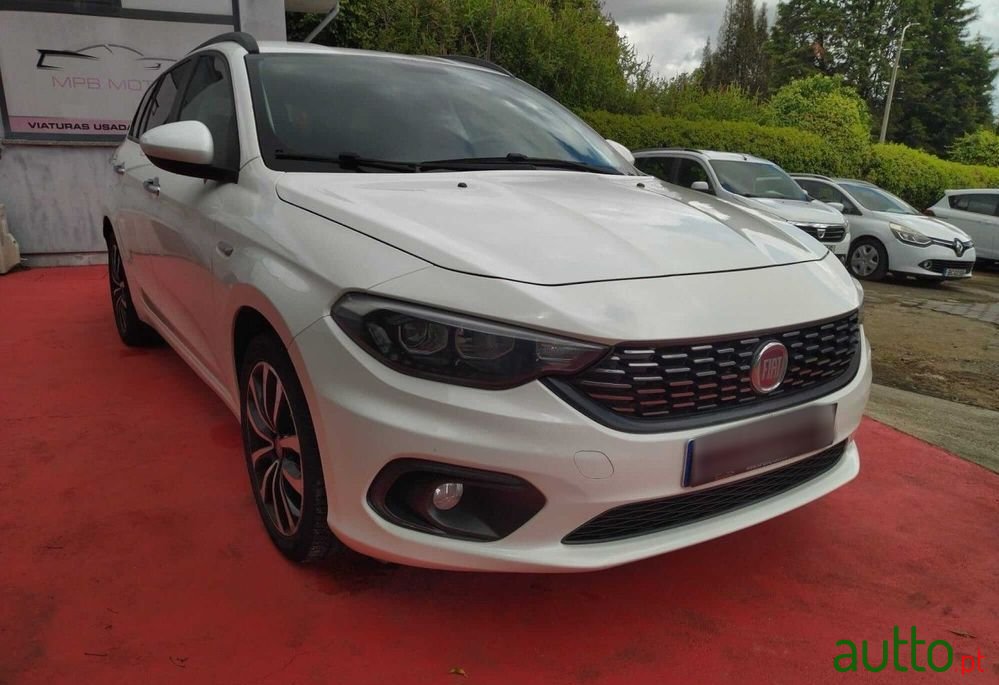 2019' Fiat Tipo Station Wagon photo #3
