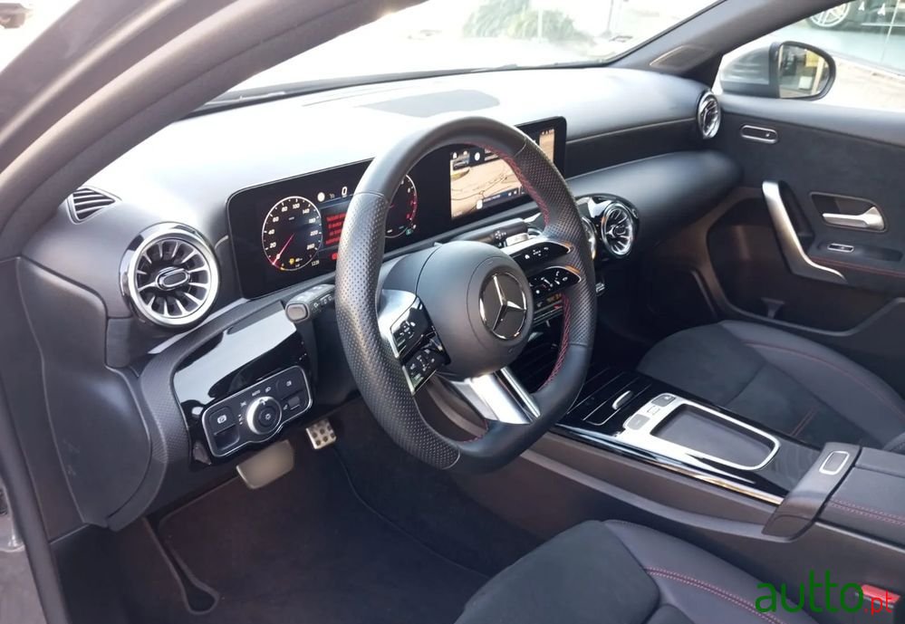 2023' Mercedes-Benz A 200 photo #6