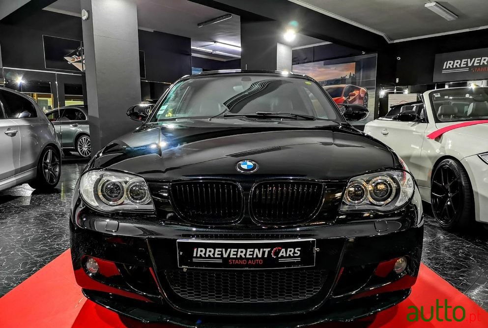 2008' BMW 123 photo #2