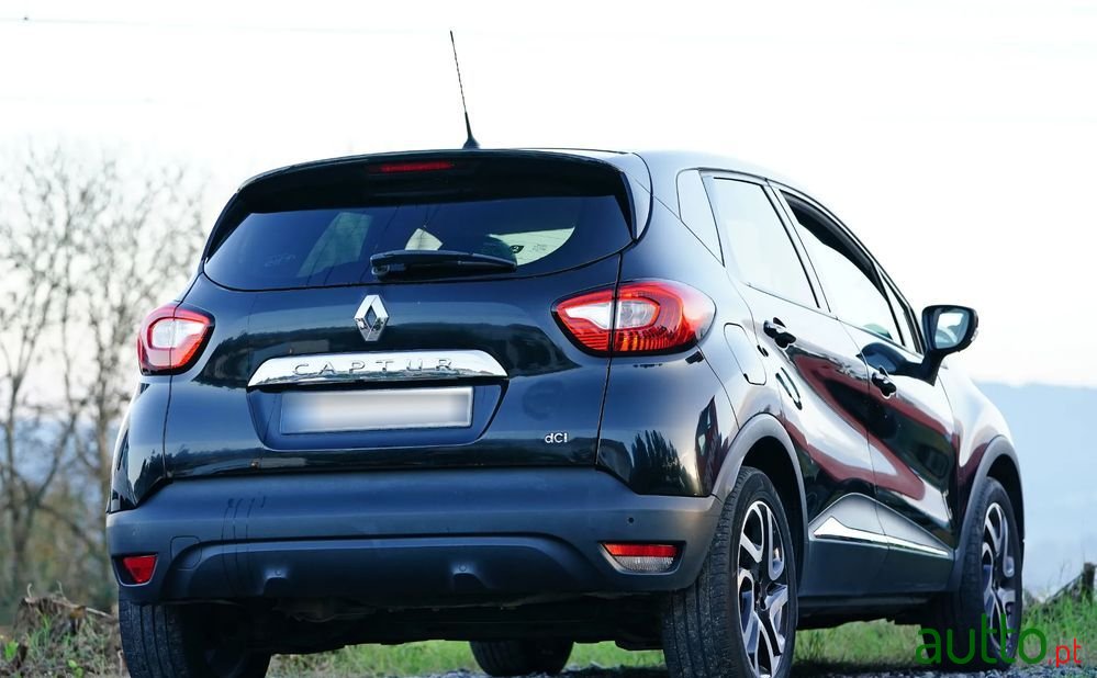 2014' Renault Captur photo #3