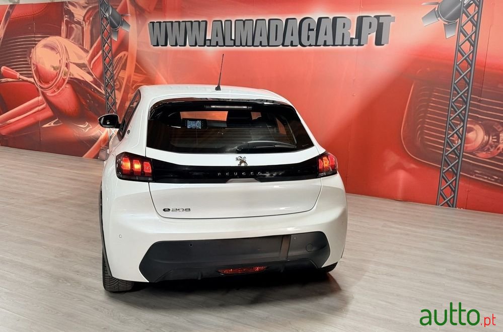 2020' Peugeot e-208 50 Kwh Active photo #4