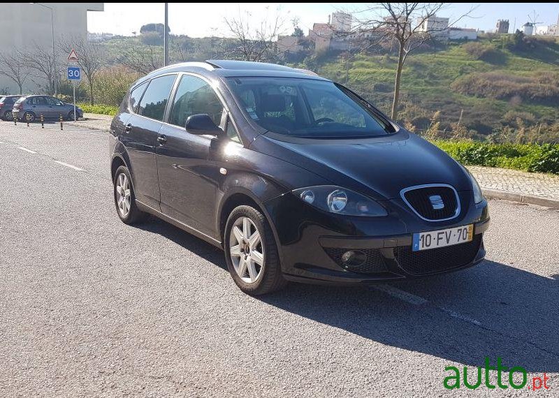 2008' SEAT Altea Xl 1.9 Tdi Stylance photo #2