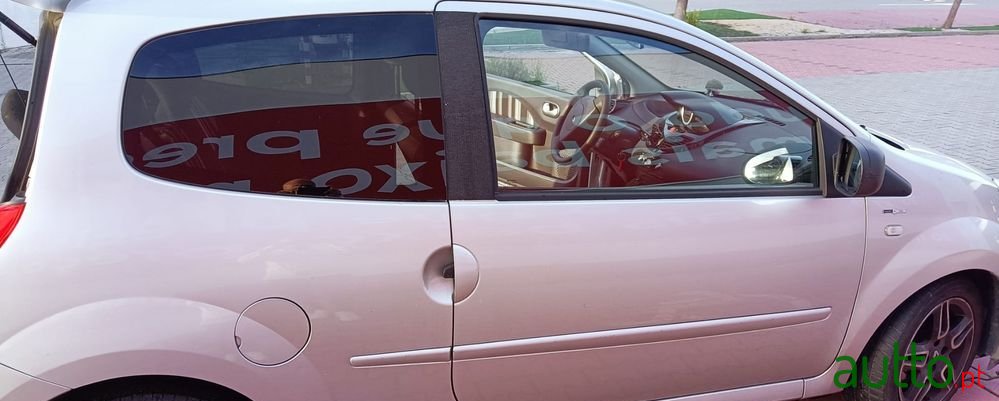 2014' Renault Twingo photo #5