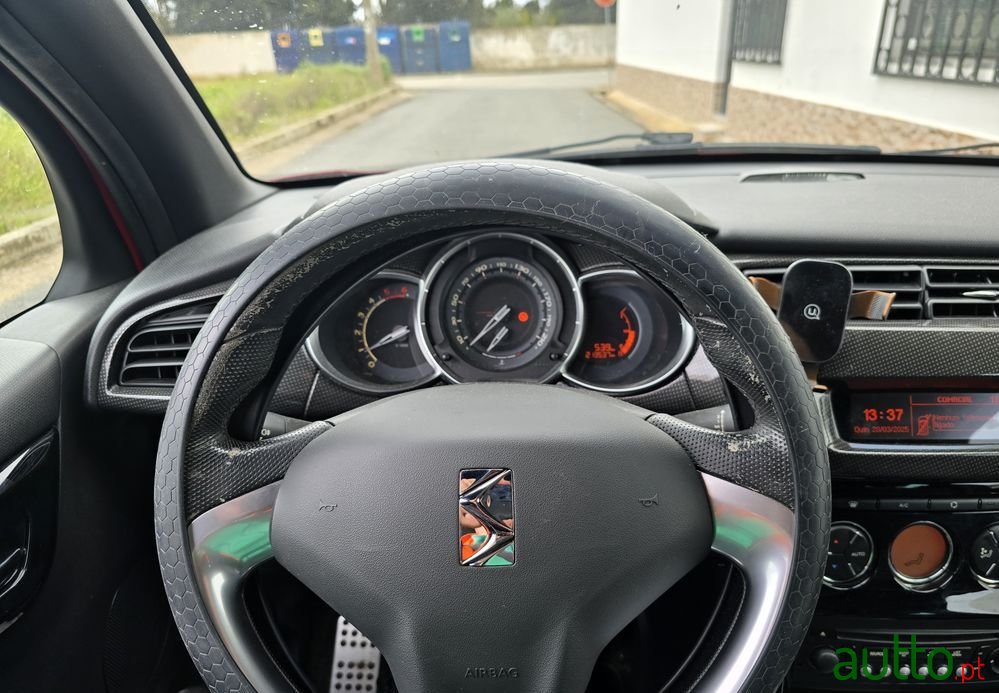 2010' Citroen DS3 photo #5