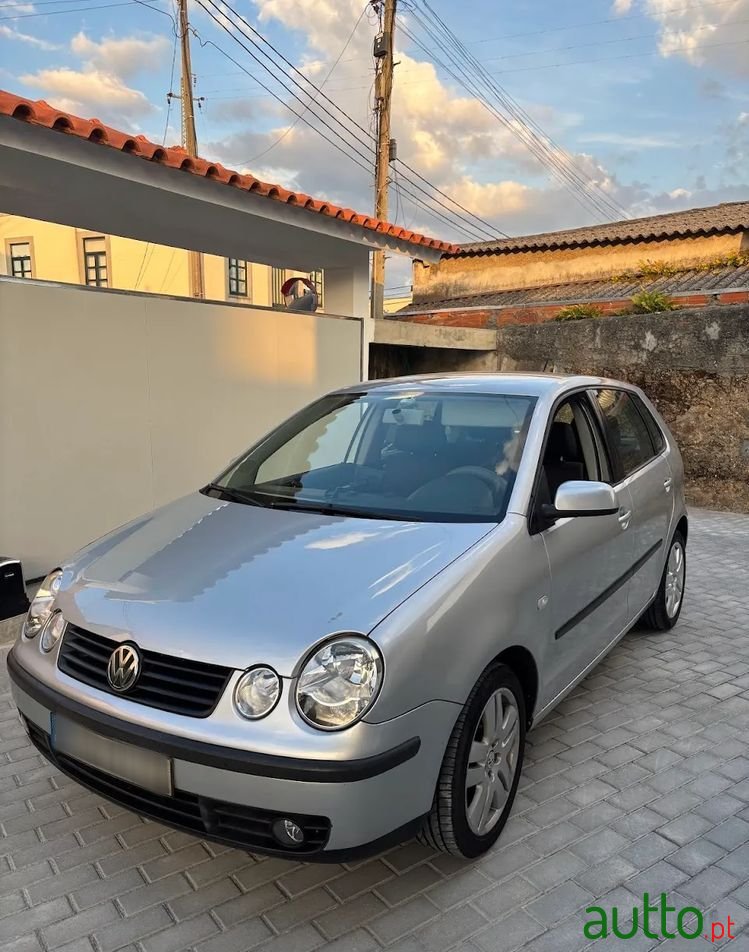 2002' Volkswagen Polo 1.2 Confortline photo #2