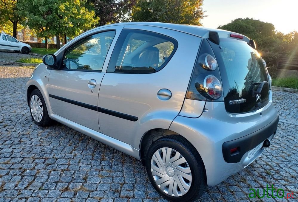 2011' Citroen C1 1.0 Style photo #3