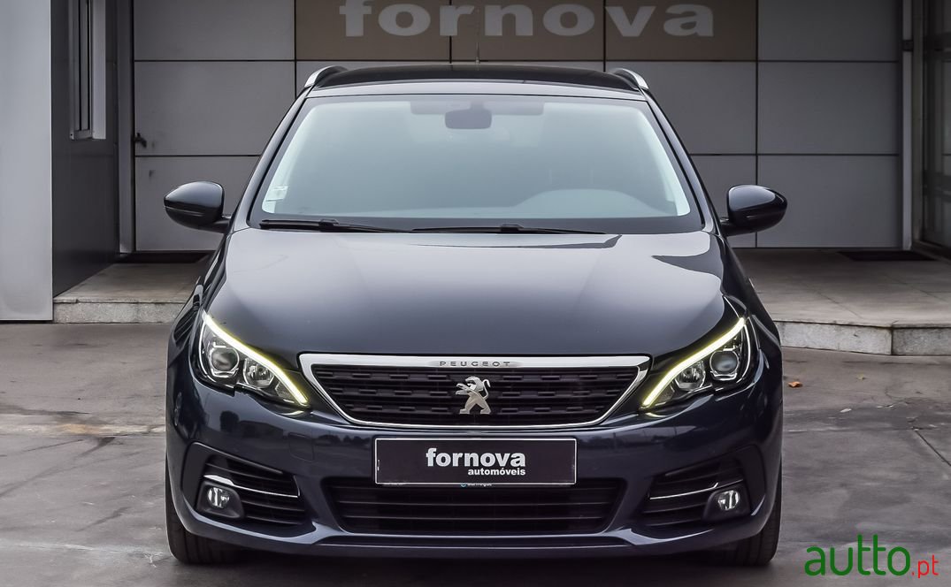 2019' Peugeot 308 Sw photo #2